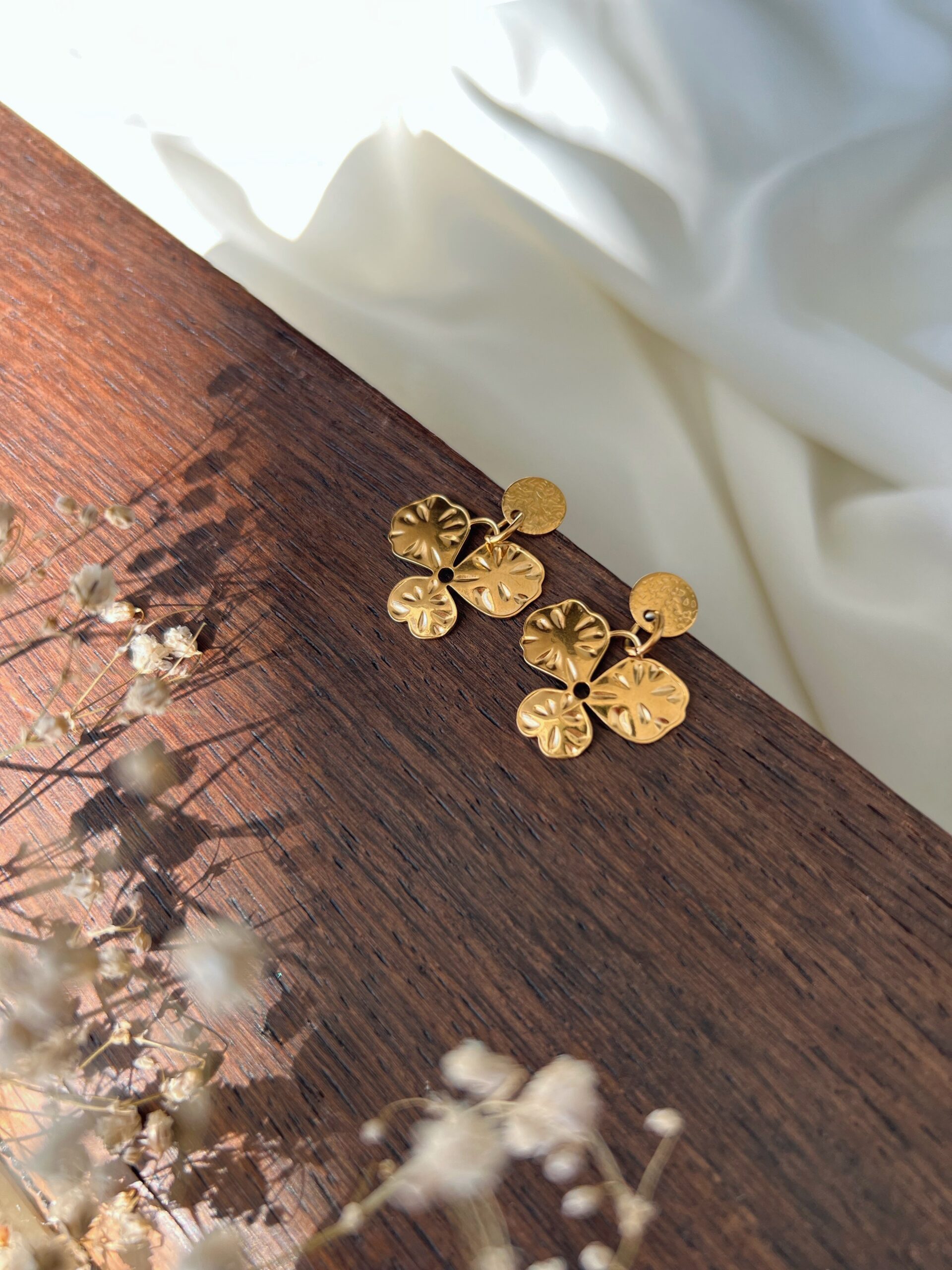 Dalia Earrings - Image 3