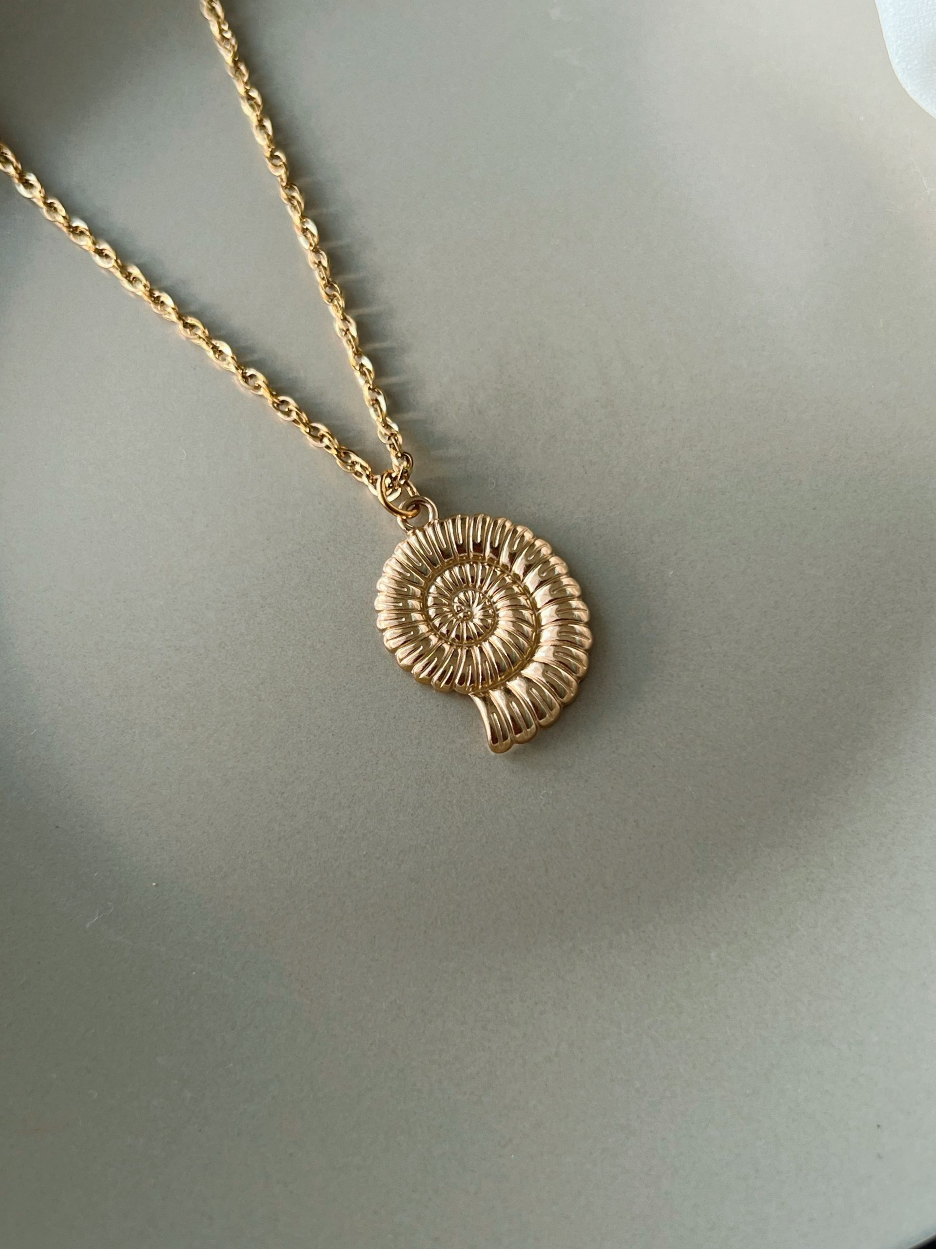 Coralie Necklace - Image 4