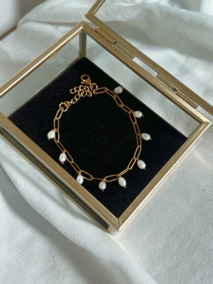 Whisper Freshwater Pearl Bracelet